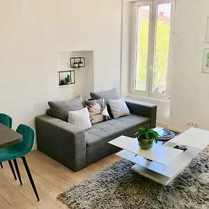 Bright & Modern In The Heart Of Apartment Antibes